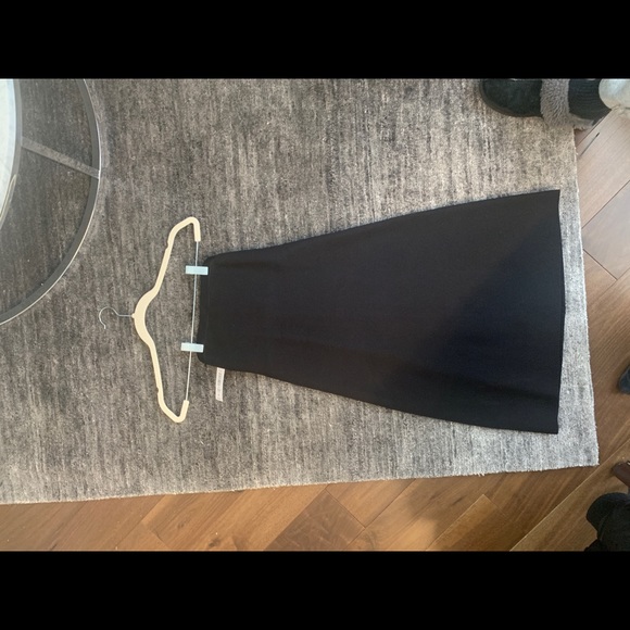 Aritzia Calhoun Dress - Picture 2 of 4